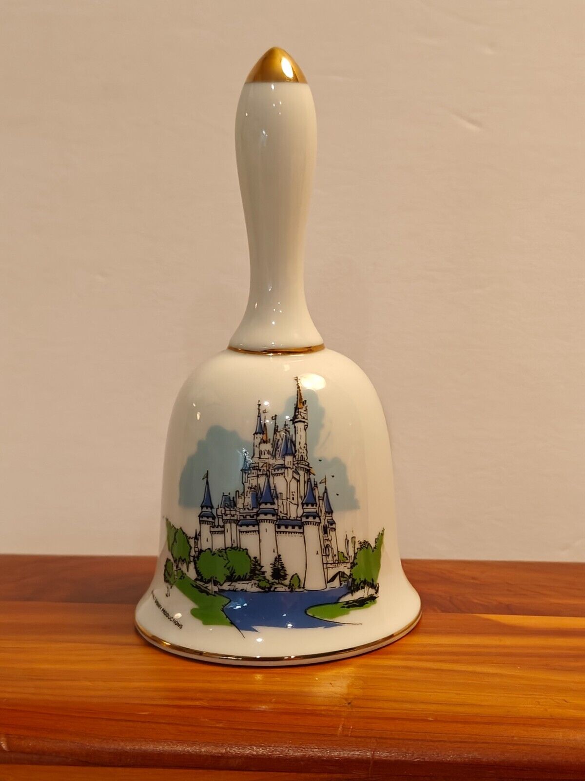 Walt Disney World Ceramic Bell Cinderella Castle 5\