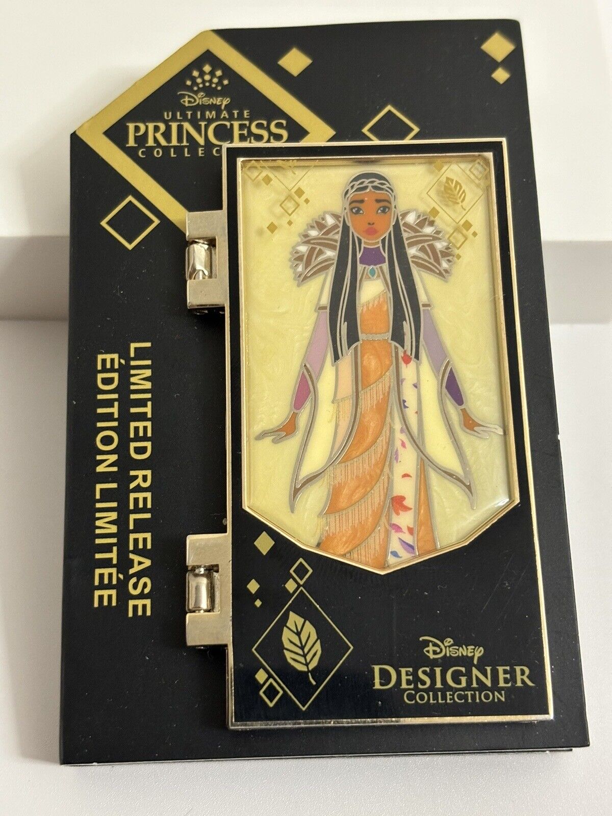 Disney Designer Ultimate Princess Collection POCAHONTAS Hinged Pin Limited NEW