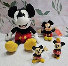 Mickey Mouse plush, Mickey Mouse Mini Bean and Mikey & Minni figurine collection picture