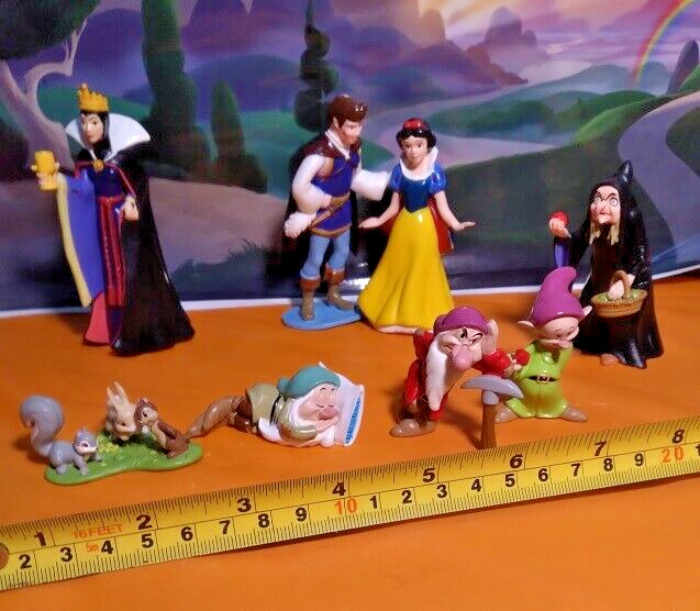 Disney Store Princess Snow White Figurine Playset Witch Dwarfs Figure Toys 8 pcs