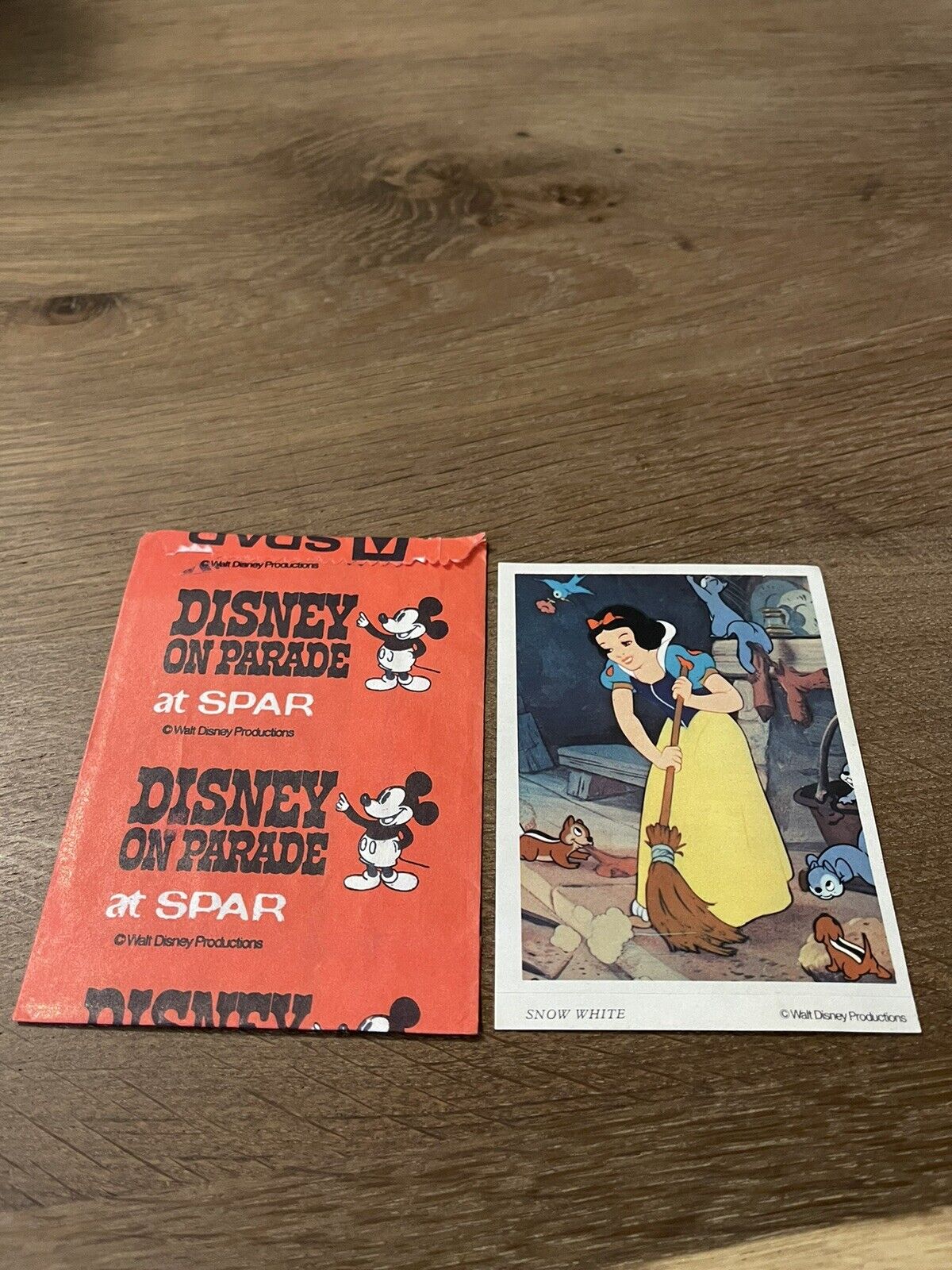 Walt Disney Productions 1972 Disney On Parade Spar Snow White Card & Wrapper